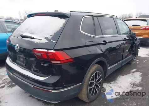 2021 Volkswagen Tiguan 2.0T Se/2.0T Se R-Line Black/2.0T Sel z USA, uszkodzony, nr VIN 3VV2B7AX6MM009717